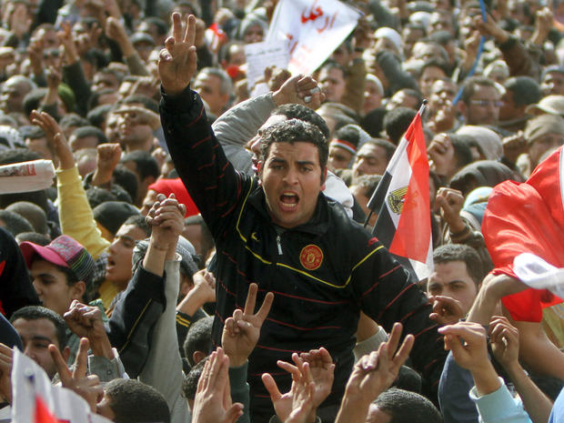 Egyptian protesters in Tahrir Square 