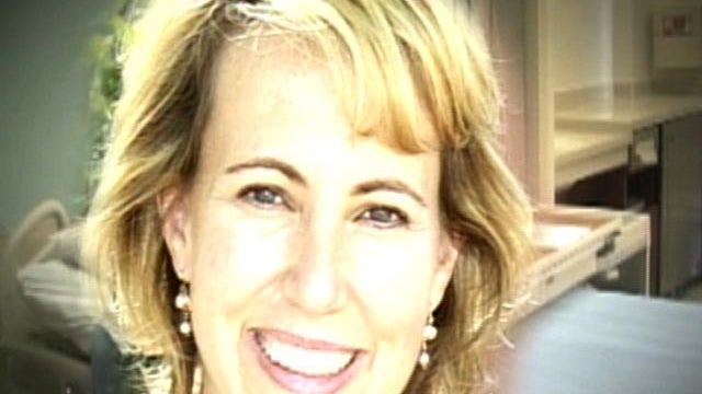 es_0210_GIFFORDS_PKG.jpg 