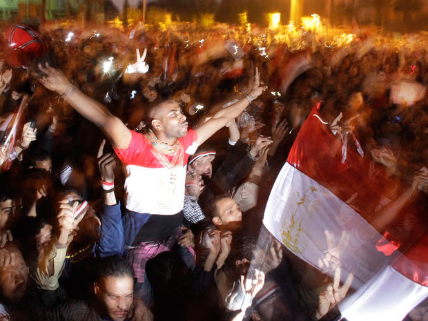 egypt_celebrations_ap11021103651.jpg 