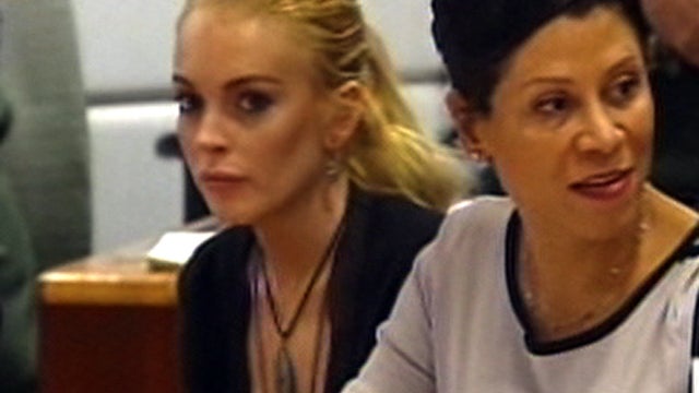 lohan_in_court.jpg 