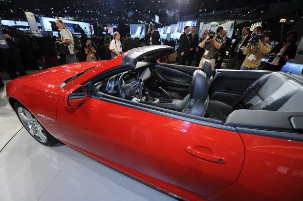 2011 convertible Camaro unveiled 