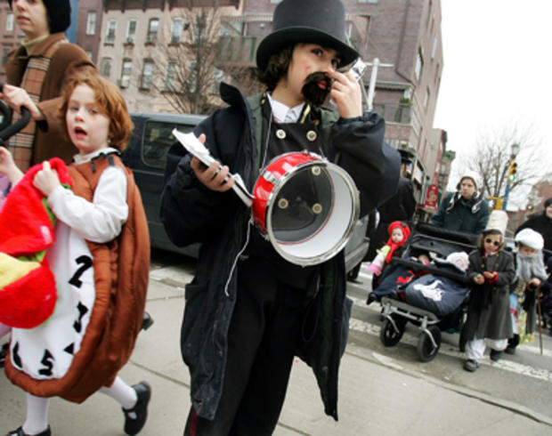 Brooklyn Celebrates Last Day Of Purim 
