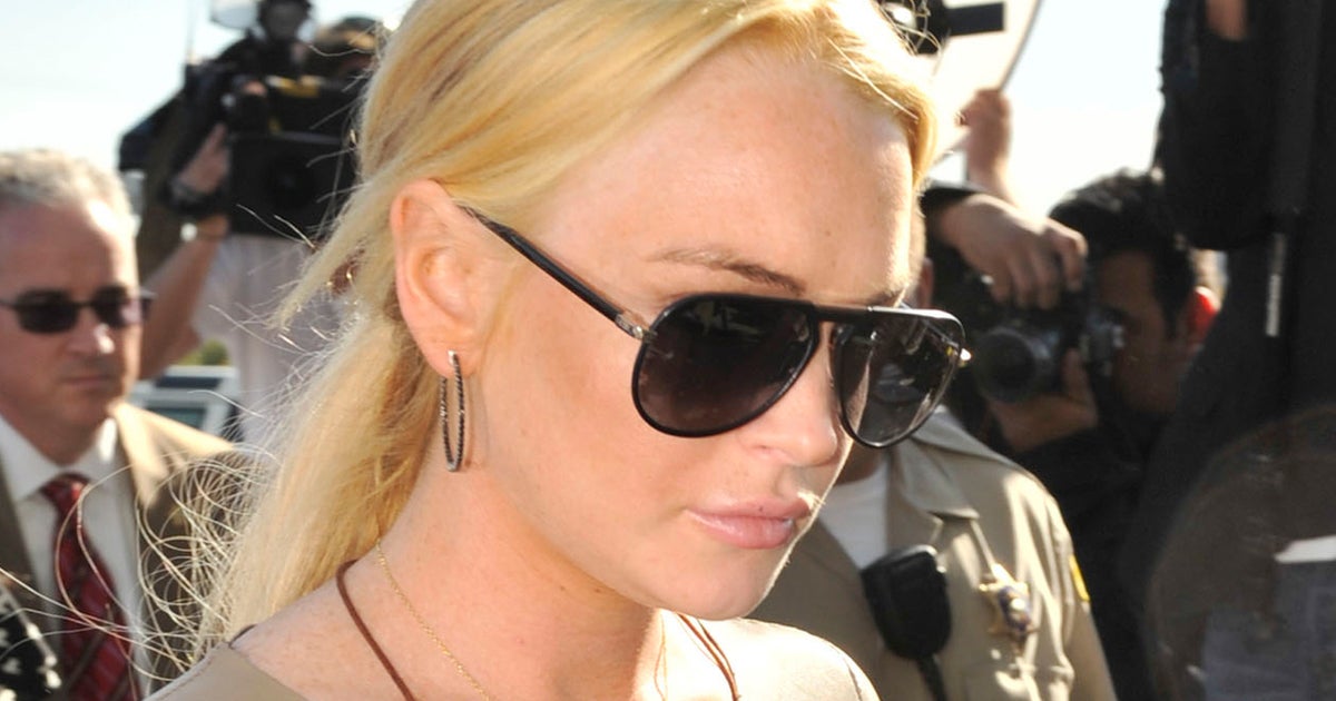 Lindsay Lohan's 911 call released CBS News