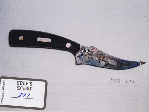 Broken knife found at murder crime scene 