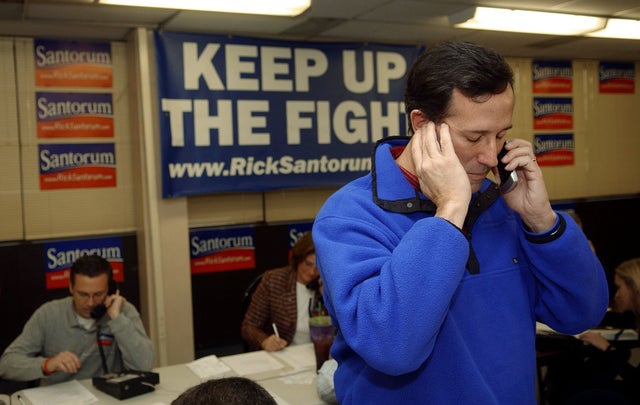 santorum_phone_72434779.JPG 