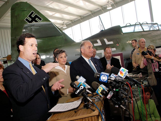 santorum_presser_52820193.JPG 