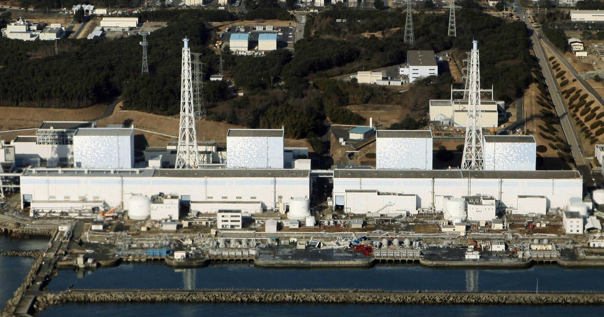 Radiation spike hinders work at Japan nuke plant - CBS News