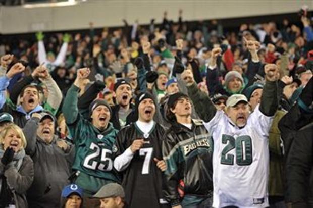 fans-at-the-linc_getty.jpg 