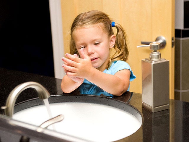 washing_hands_iStock_000010.jpg 