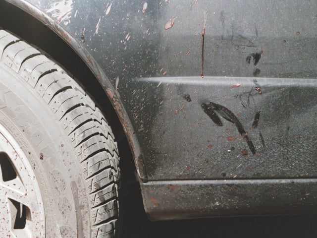 Police discovered several unidentified fingerprints on Kent Heitholt's car. 