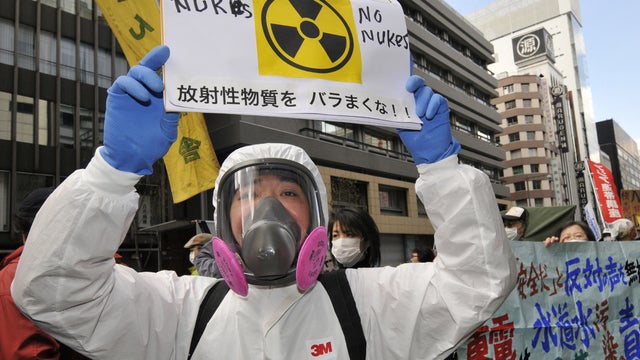 Japan_nuke_110925846.jpg 