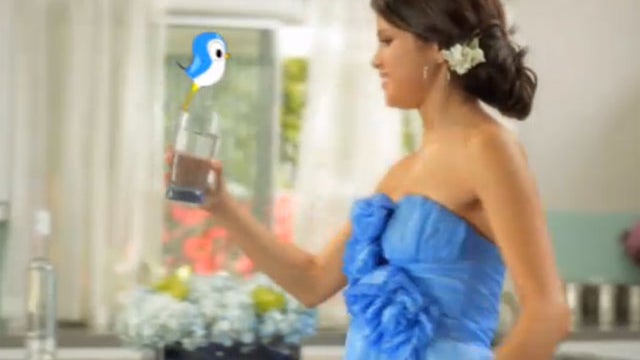 Selena Gomez in UNICEF Tap Project commercial 