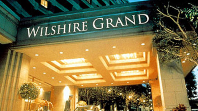 wilshire-grand-hotel.jpg 