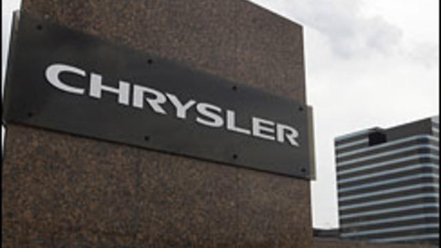 chrysler-headquarters-sign1.jpg 
