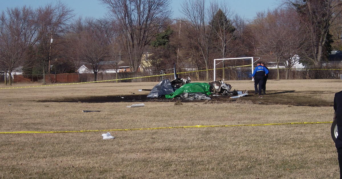 Plane Crashes In City Park, 3 Dead CBS Detroit