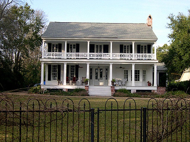 Mississippi_house_iStock_00_1.jpg 