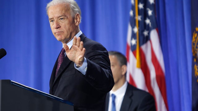 biden_AP110404033174.JPG 