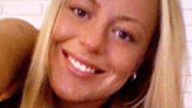 Boyfriend charged in fatal stabbing of college student 