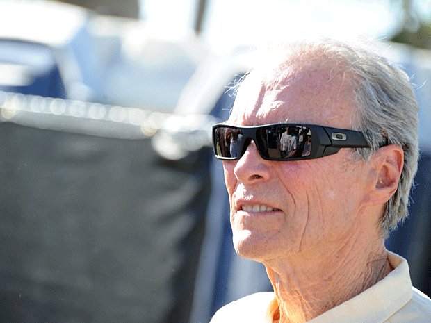 010-clint--at-coach.gif 