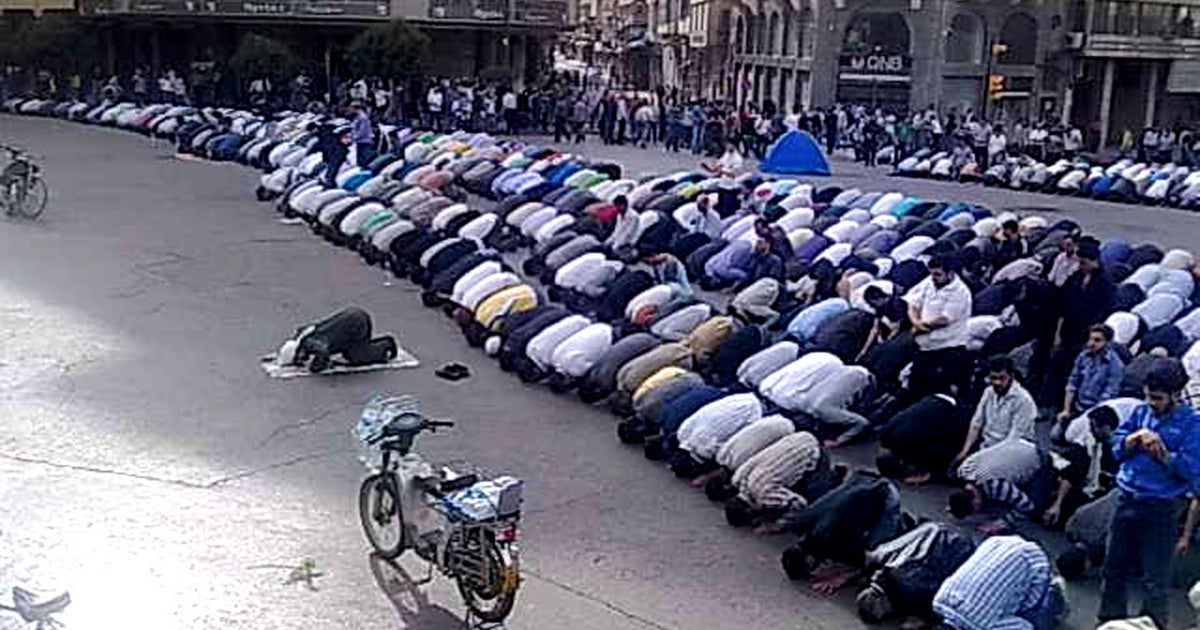 Syria lifts emergency laws; protesters shot - CBS News
