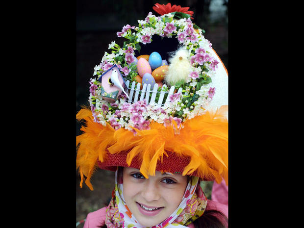 annual-mad-hatter-easter-bonnet-contest_ap.jpg 