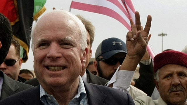 McCain_2_112804065.jpg 
