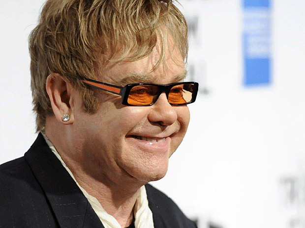 Elton John talks hope for AIDS cure 