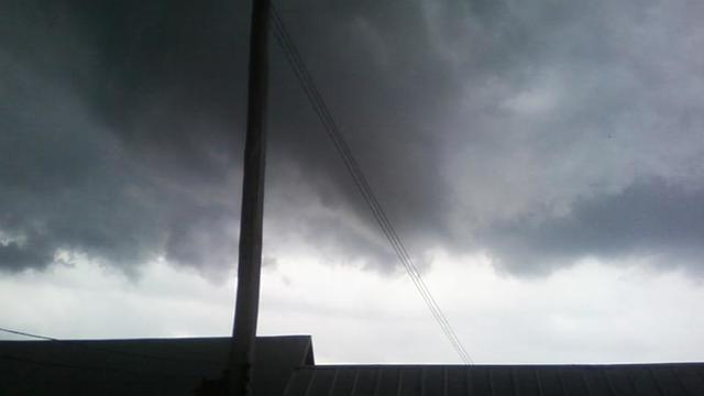 tornado5.jpg 