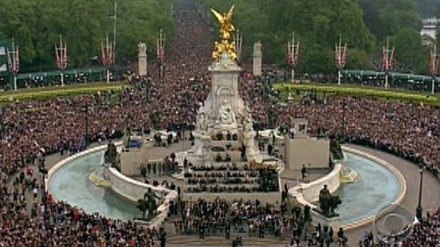 es_crowds_429.jpg 