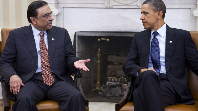 President Obama meets Pakistani President Asif Ali Zardari 