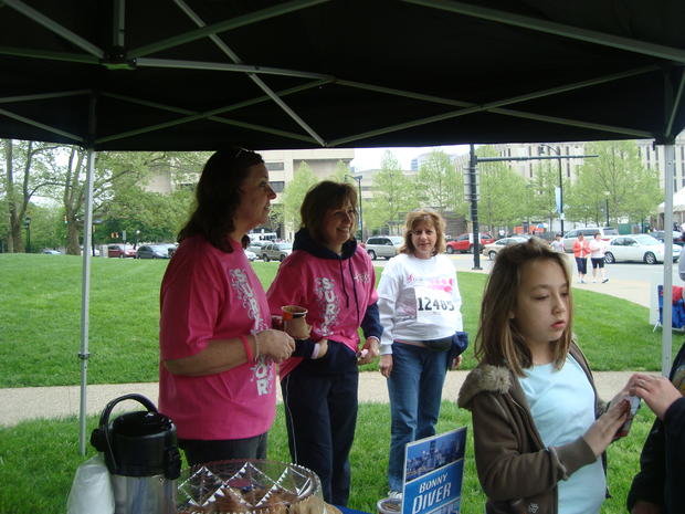 5-8-11-race-for-the-cure-009.jpg 