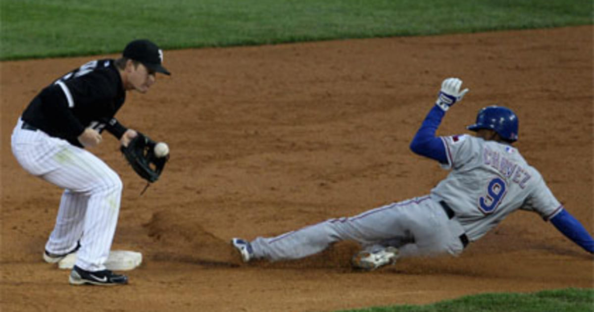 Colby Lewis, Michael Young on Rangers broadcast