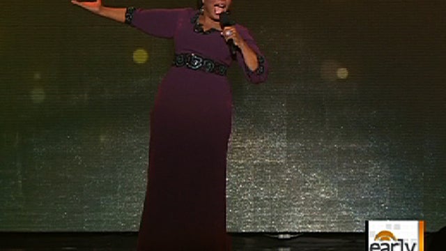 es_0518_OPRAH.jpg 