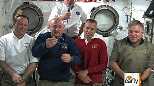 es_0519_GIFFORDS.jpg 