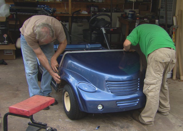 golf_cart_building.jpg 