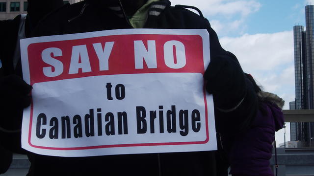 bridge-protest-004.jpg 