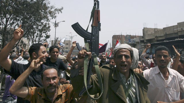 Protesters celebrate Saleh's departure from Yemen 