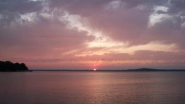 sunset-over-gull-lake1.jpg 