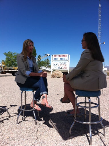 molly_wood_interviews_annie_jacobsen_rachel_nevada.jpg 
