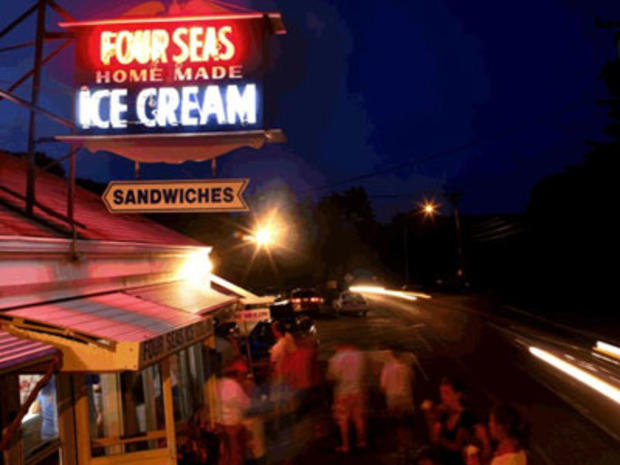 6/22 Restaurants, Bars &amp; Food - Four Seas Ice Cream 