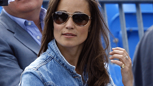 001-PIPPA-MIDDLETON.gif 