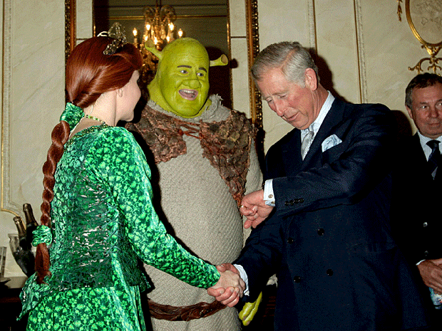 005-brit-prince4-echarles--.gif 