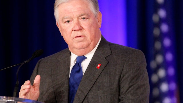 Haley Barbour 