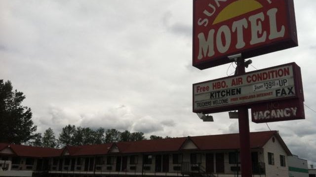 sunshine_motel.jpg 