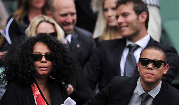 004-diana-ross.gif 