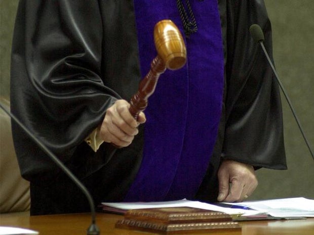 Philly judge has robe stolen while in men's room