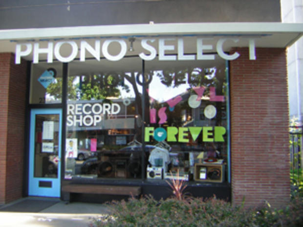 Phono Select - Juliet Farmer 