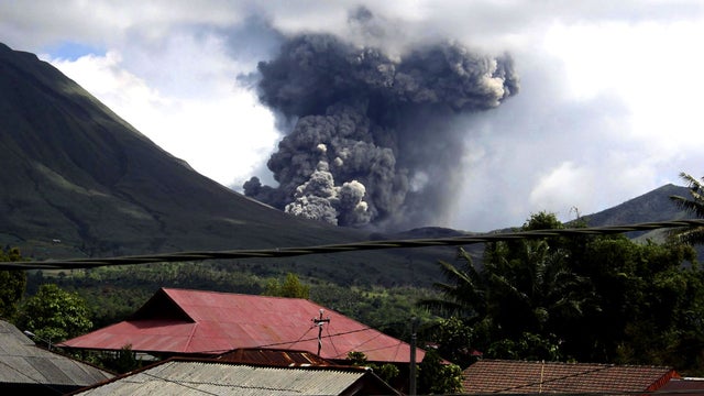 Indonesia volcano 