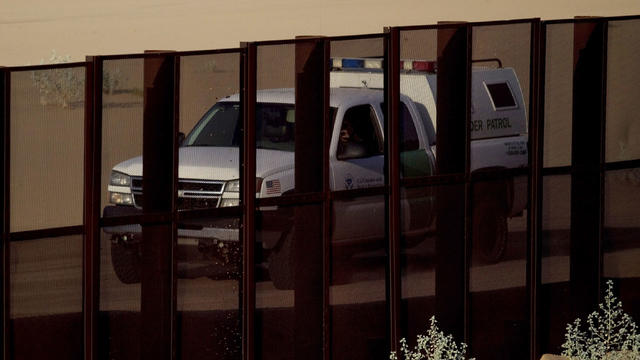 Arizona border fence 