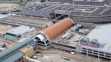 Armstrong-Airport-WWL.jpg 
